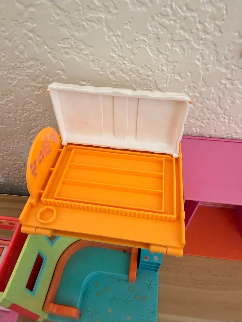 Vintage Polly Pocket Doll Play House Playset 2002 Excellent Condition